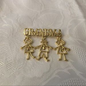 Gold Tone Love Grandma ~2 Girls & 1 Boy~ Brooch